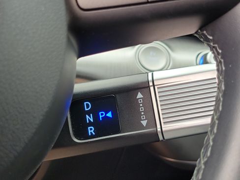 Certified 2024 Hyundai Kona SEL FWD image 12