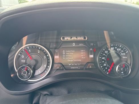 Used 2020 RAM 1500 Big Horn AWD/4WD image 7
