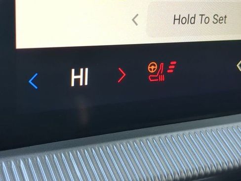 Used 2025 Ford Explorer ST-Line w/ ST-Line Street Pack image 22