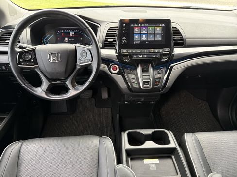 Used 2022 Honda Odyssey Elite image 17