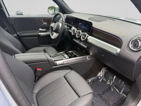 Used 2026 Mercedes-Benz GLB 250 image 33