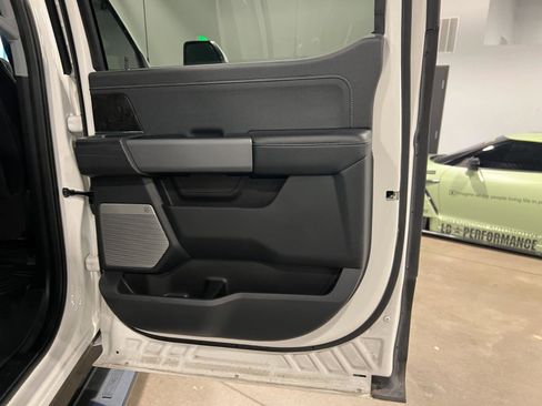 Used 2023 Ford F350 Lariat w/ Sport Appearance Package image 35