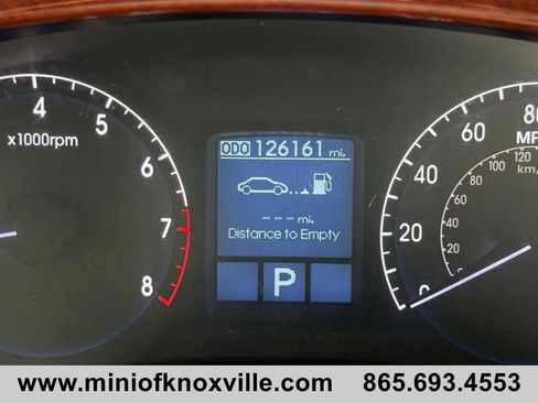 Used 2012 Hyundai Genesis 3.8 RWD image 30