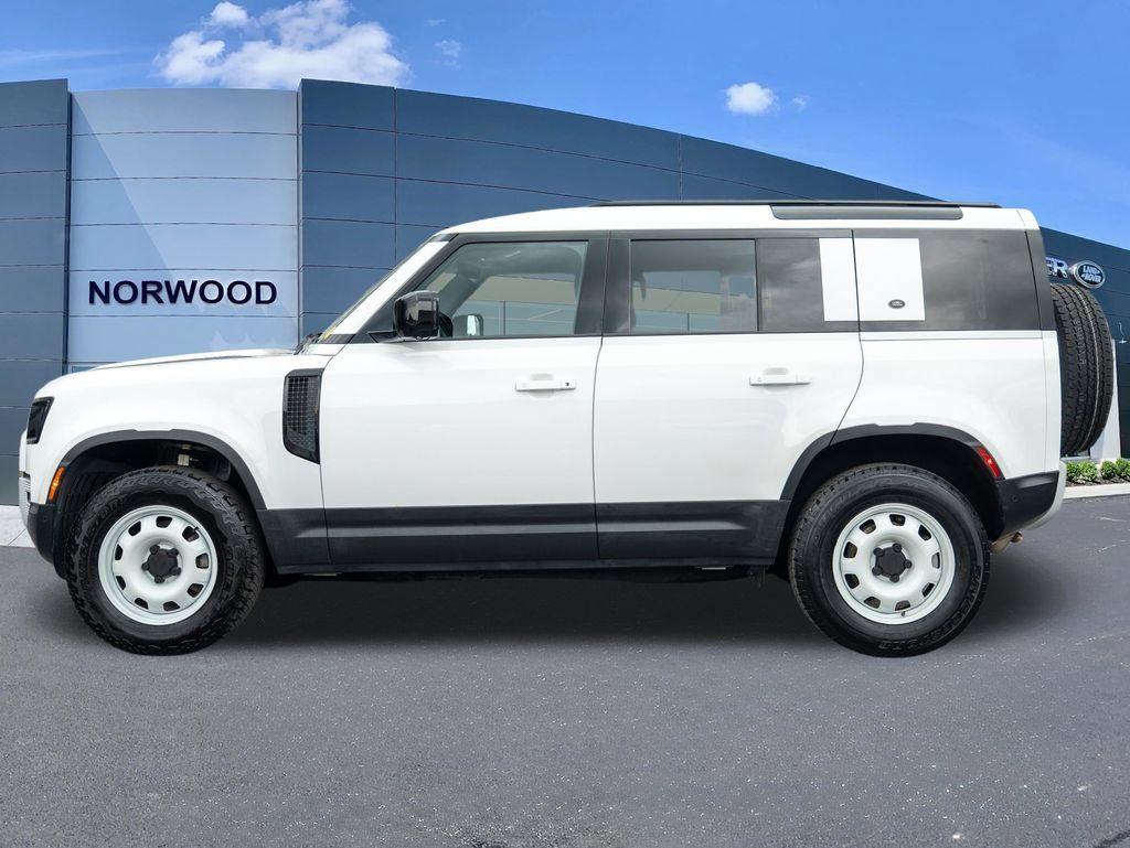 Used 2023 Land Rover Defender 110 AWD/4WD image 7