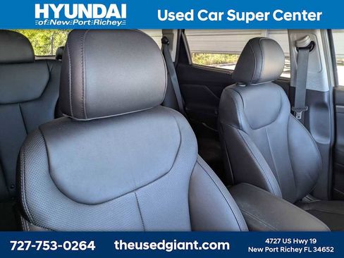 Used 2019 Hyundai Santa Fe Ultimate image 6