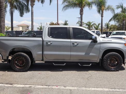 Used 2024 Chevrolet Silverado 1500 LT RWD image 11