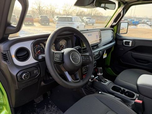 New 2026 Jeep Gladiator Willys image 8