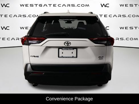 Used 2019 Toyota RAV4 XLE w/ Convenience Package AWD/4WD image 4