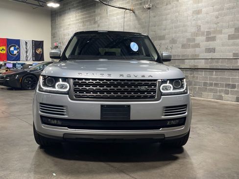 Used 2017 Land Rover Range Rover image 9