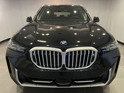 New 2026 BMW X5 xDrive40i w/ Climate Comfort Package AWD/4WD image 2