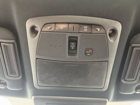 Used 2024 Nissan Armada Platinum w/ Captain's Chairs Package RWD image 34