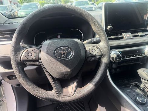 Certified 2025 Toyota RAV4 XLE AWD/4WD image 12