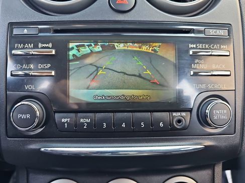 Used 2013 Nissan Rogue SV image 13