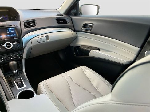 Used 2020 Acura ILX w/ Technology Package image 23