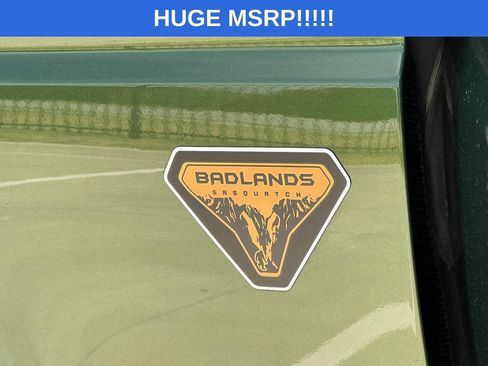Used 2025 Ford Bronco Badlands w/ Sasquatch Package AWD/4WD image 5
