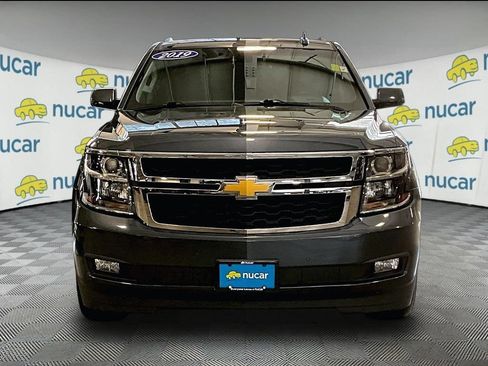 Used 2019 Chevrolet Tahoe LT w/ Luxury Package AWD/4WD image 2