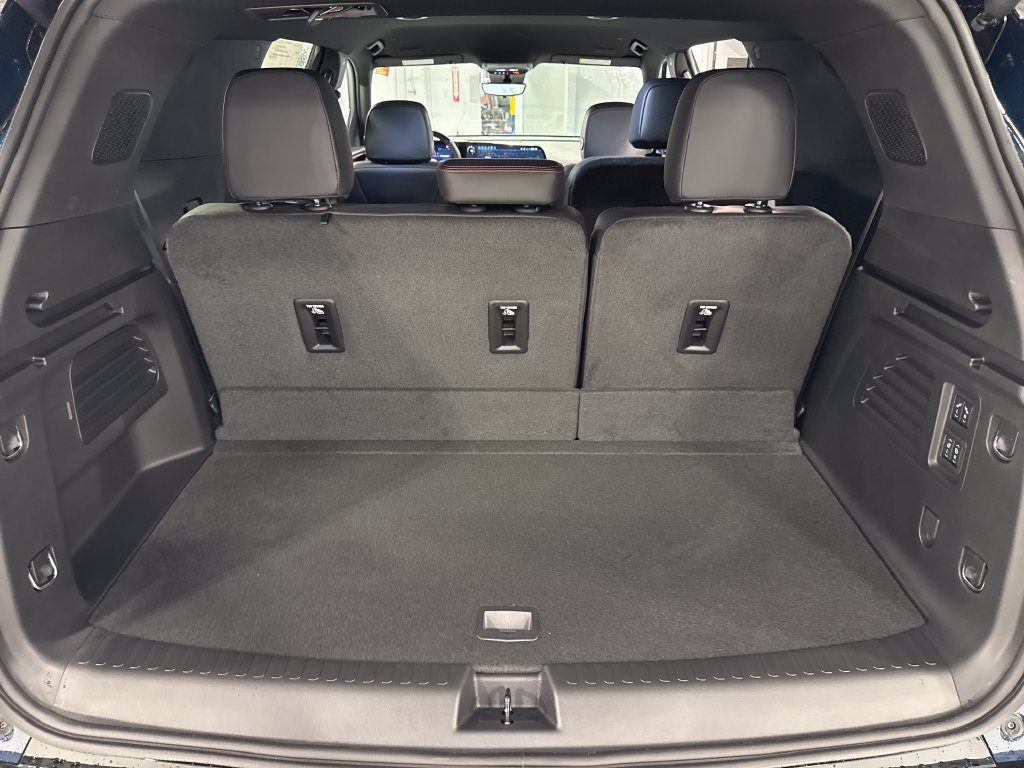New 2027 Chevrolet Traverse RS AWD/4WD image 41