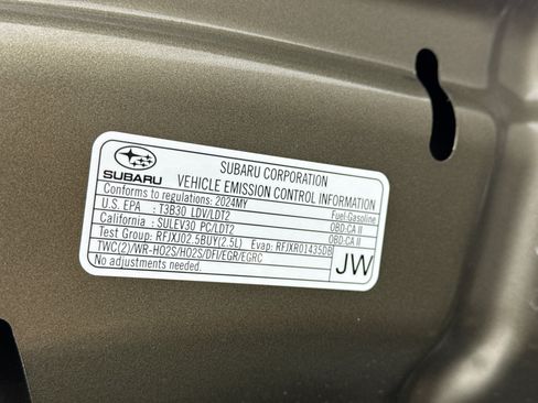 Used 2024 Subaru Outback Limited AWD/4WD image 20