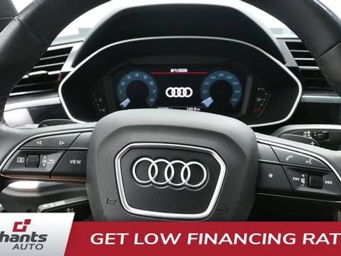 Used 2022 Audi Q3 2.0T Premium w/ Convenience Package AWD/4WD image 16