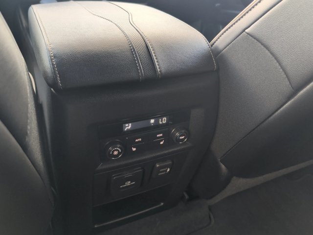 Certified 2024 Chevrolet Traverse Premier w/ Redline Edition FWD image 18
