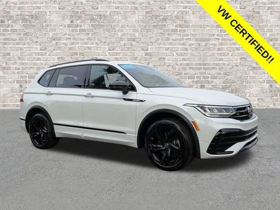 Certified 2023 Volkswagen Tiguan SE R-Line