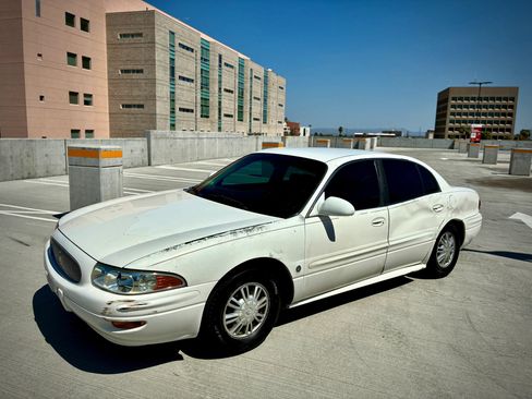 Used 2005 Buick Le Sabre Custom FWD image 3