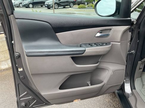 Used 2016 Honda Odyssey EX-L image 27