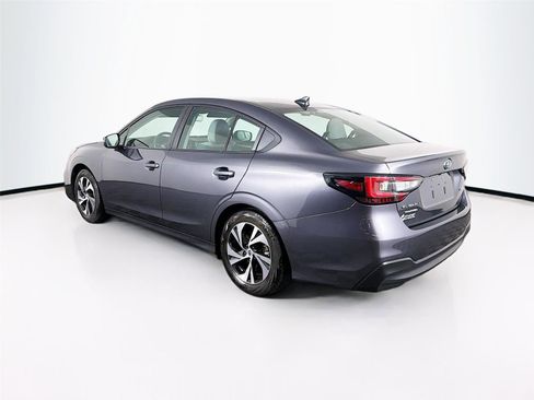 Used 2025 Subaru Legacy Premium AWD/4WD image 9