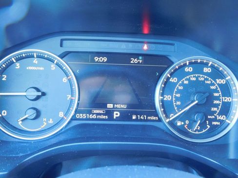 Used 2024 Mitsubishi Outlander SE image 5