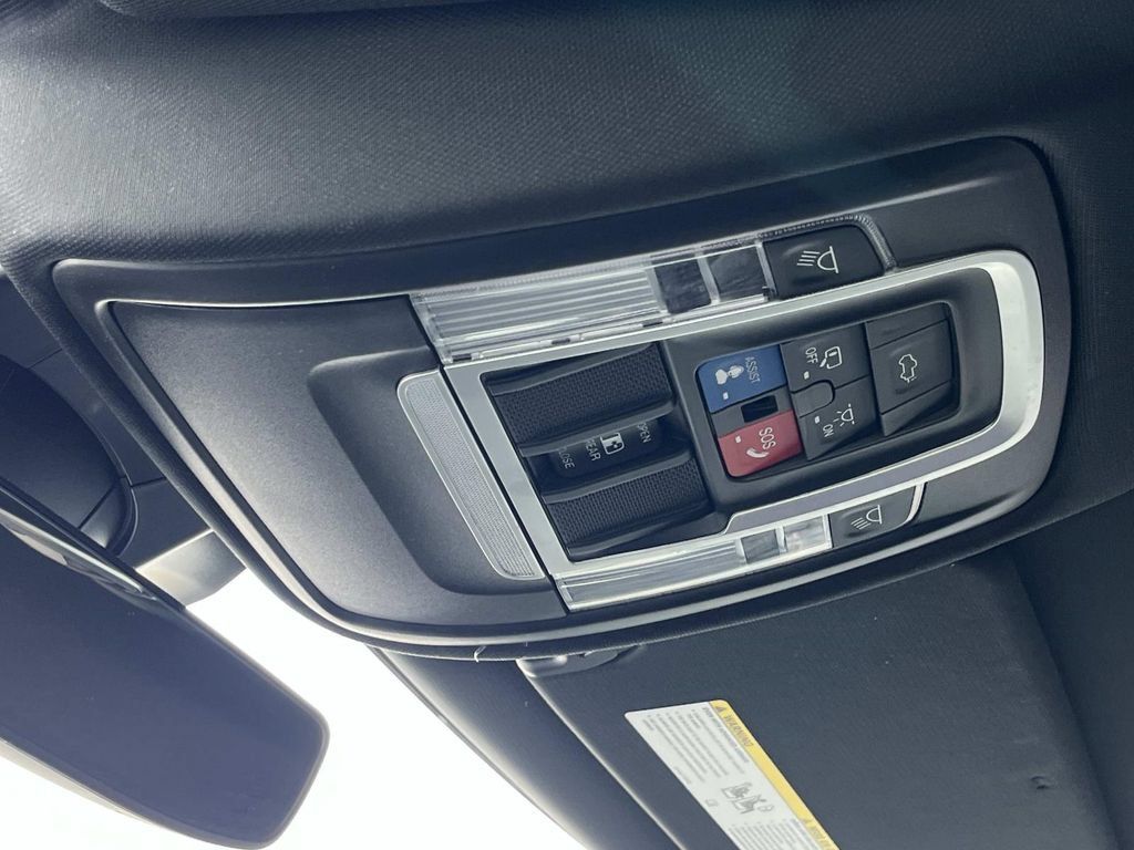 Used 2020 RAM 1500 Limited AWD/4WD image 33