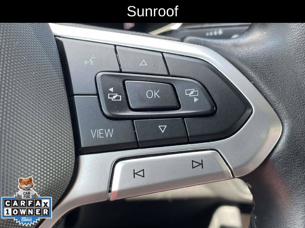 Used 2025 Volkswagen Jetta SE FWD image 25