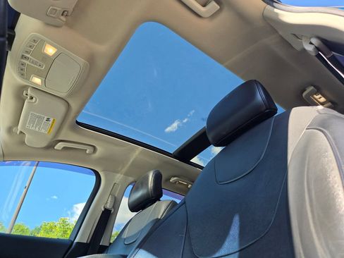Used 2017 Ford Escape Titanium AWD/4WD image 13