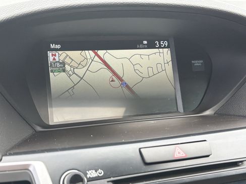 Used 2018 Acura TLX w/ Technology Package FWD image 24