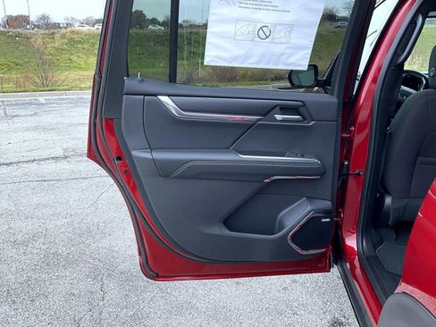 New 2026 GMC Acadia Elevation image 21