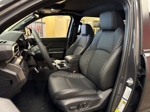 Used 2026 Toyota Tacoma TRD Off-Road w/ TRD Off Road Premium Package image 6