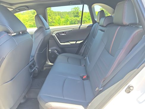 Used 2025 Toyota RAV4 XSE w/ Premium Package AWD/4WD image 14