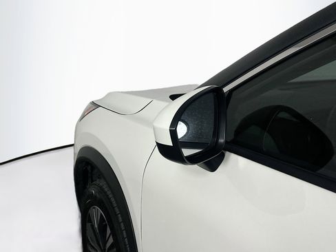 Used 2023 Nissan Rogue SV FWD image 16