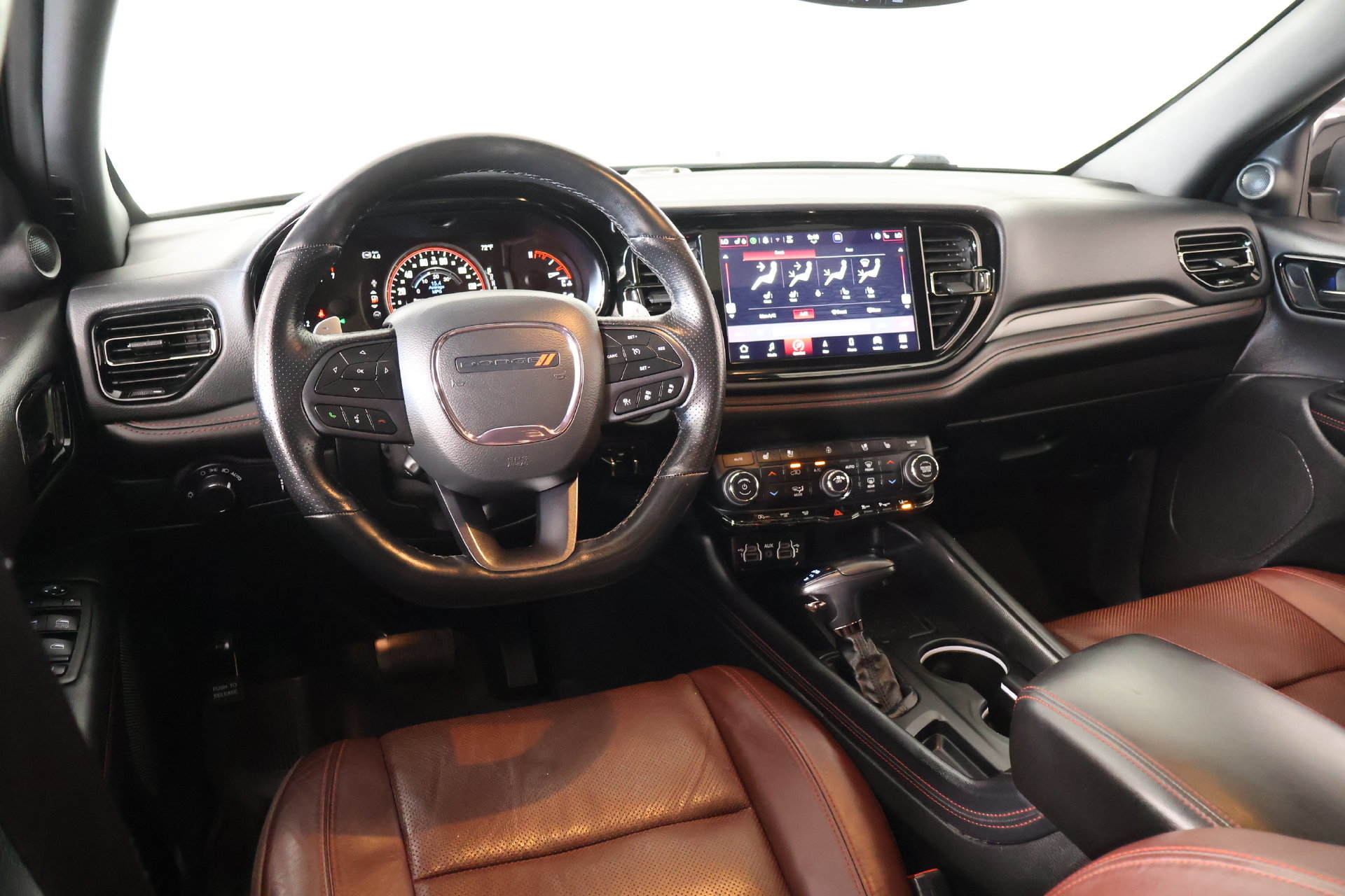 Used 2025 Dodge Durango GT AWD/4WD image 2