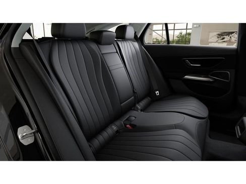 New 2025 Mercedes-Benz E 450 4MATIC All-Terrain Wagon image 5