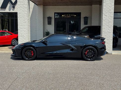 Used 2025 Chevrolet Corvette Stingray Preferred Cpe w/ Z51 Performance Package RWD image 6