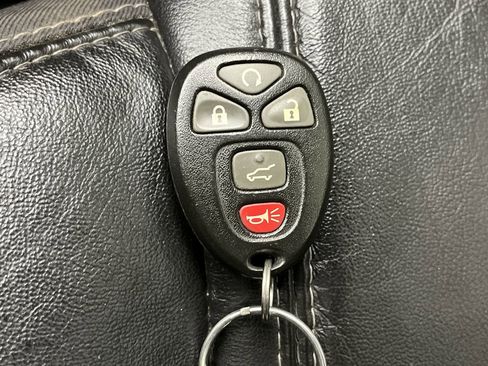 Used 2015 Buick Enclave Leather w/ Trailering Package image 27