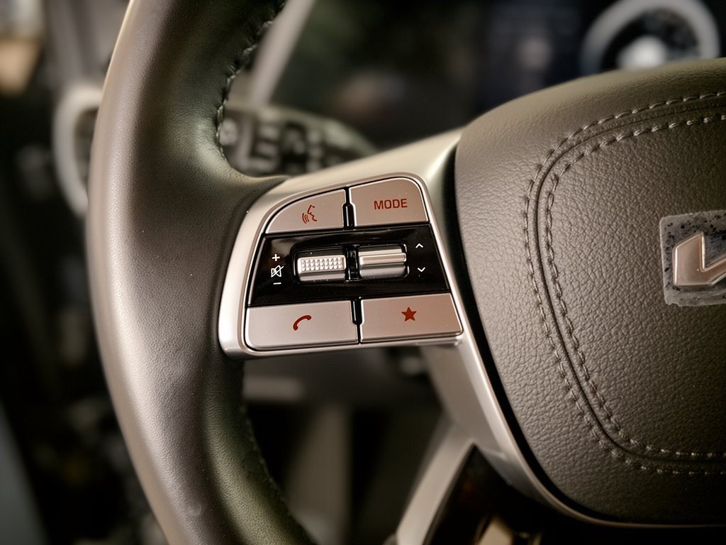 Used 2025 Kia Telluride SX Prestige AWD/4WD image 18