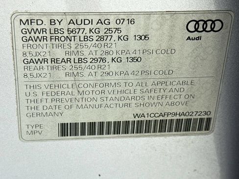 Used 2017 Audi SQ5 Premium Plus w/ Technology Package AWD/4WD image 34