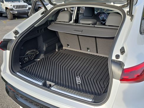 New 2026 Audi Q5 Premium Plus image 12