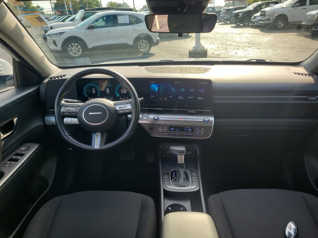 Used 2025 Hyundai Kona SEL AWD/4WD image 13