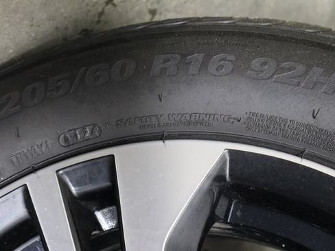 Used 2021 Nissan Sentra SV FWD image 34