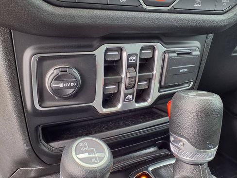 Used 2026 Jeep Wrangler Unlimited Sport AWD/4WD image 20