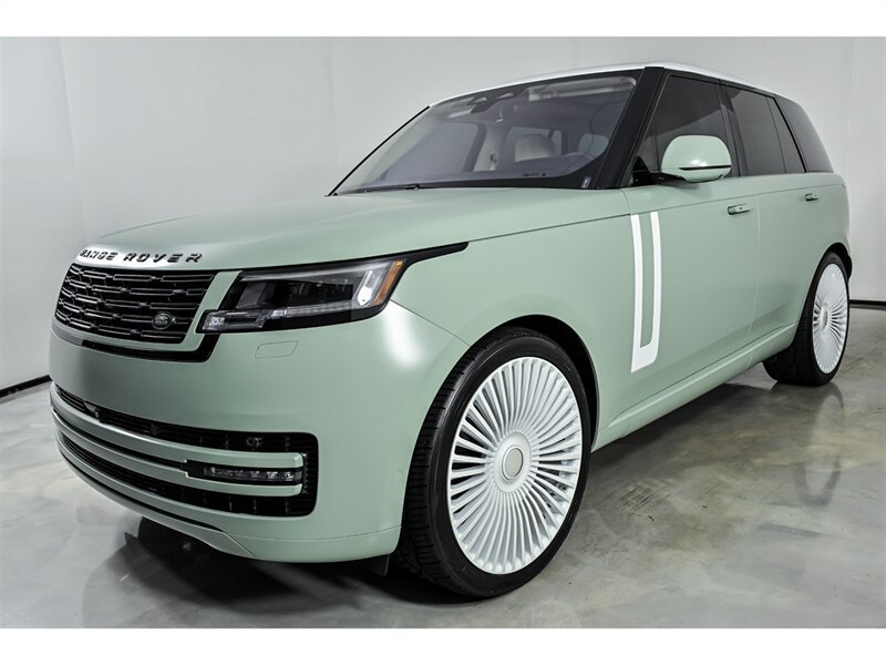 Used 2023 Land Rover Range Rover SE AWD/4WD image 5