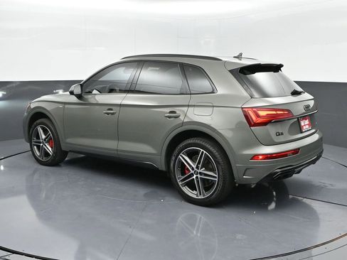 Used 2024 Audi Q5 e Premium Plus w/ Premium Plus Package image 28