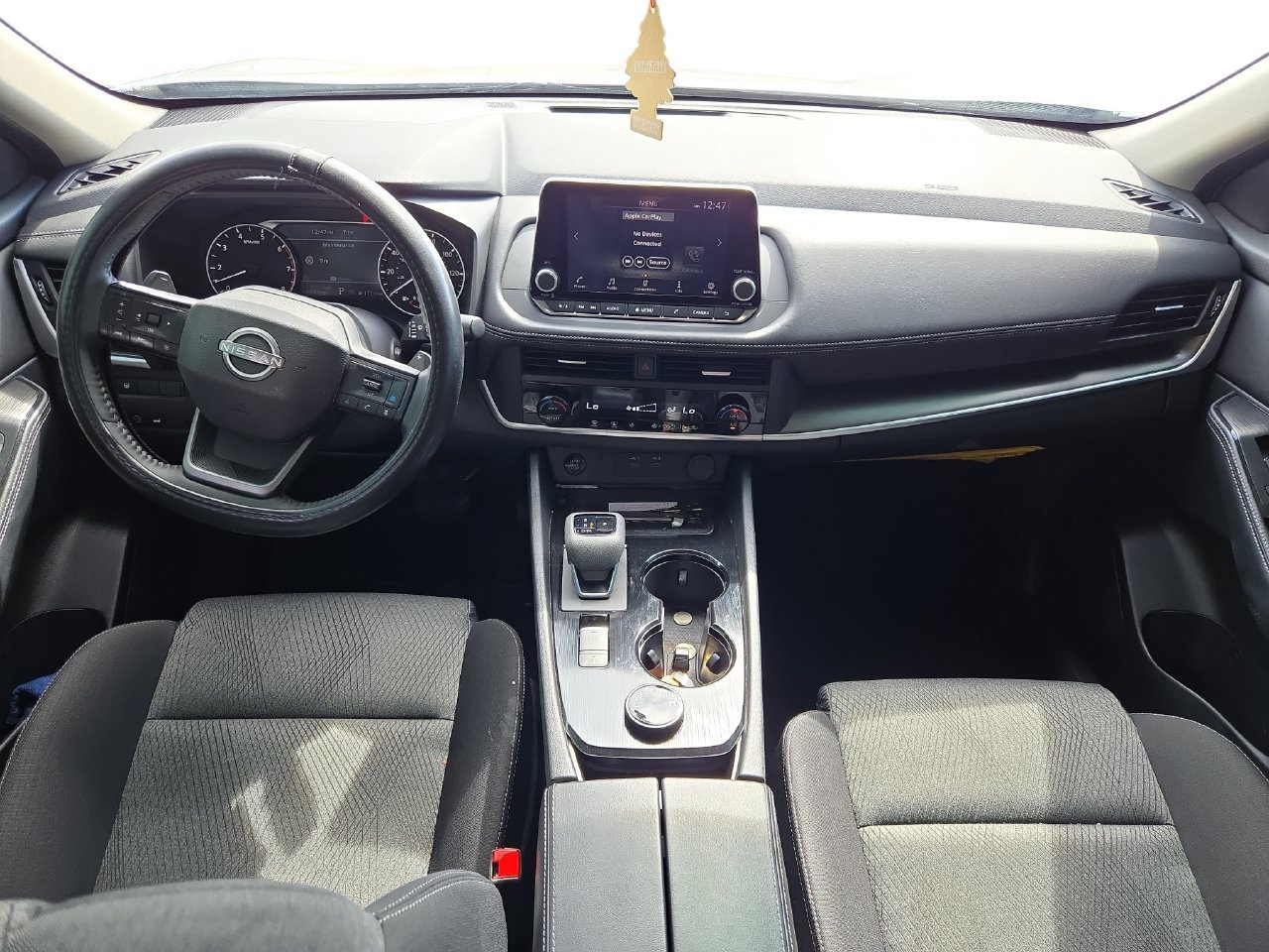Used 2025 Nissan Rogue SV AWD/4WD image 9